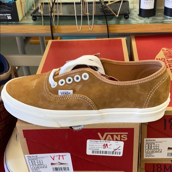 Vans Shoes - Authentic lace up